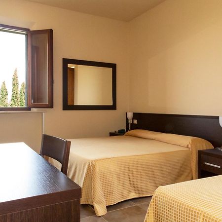 Villa Montarioso Siena Room photo