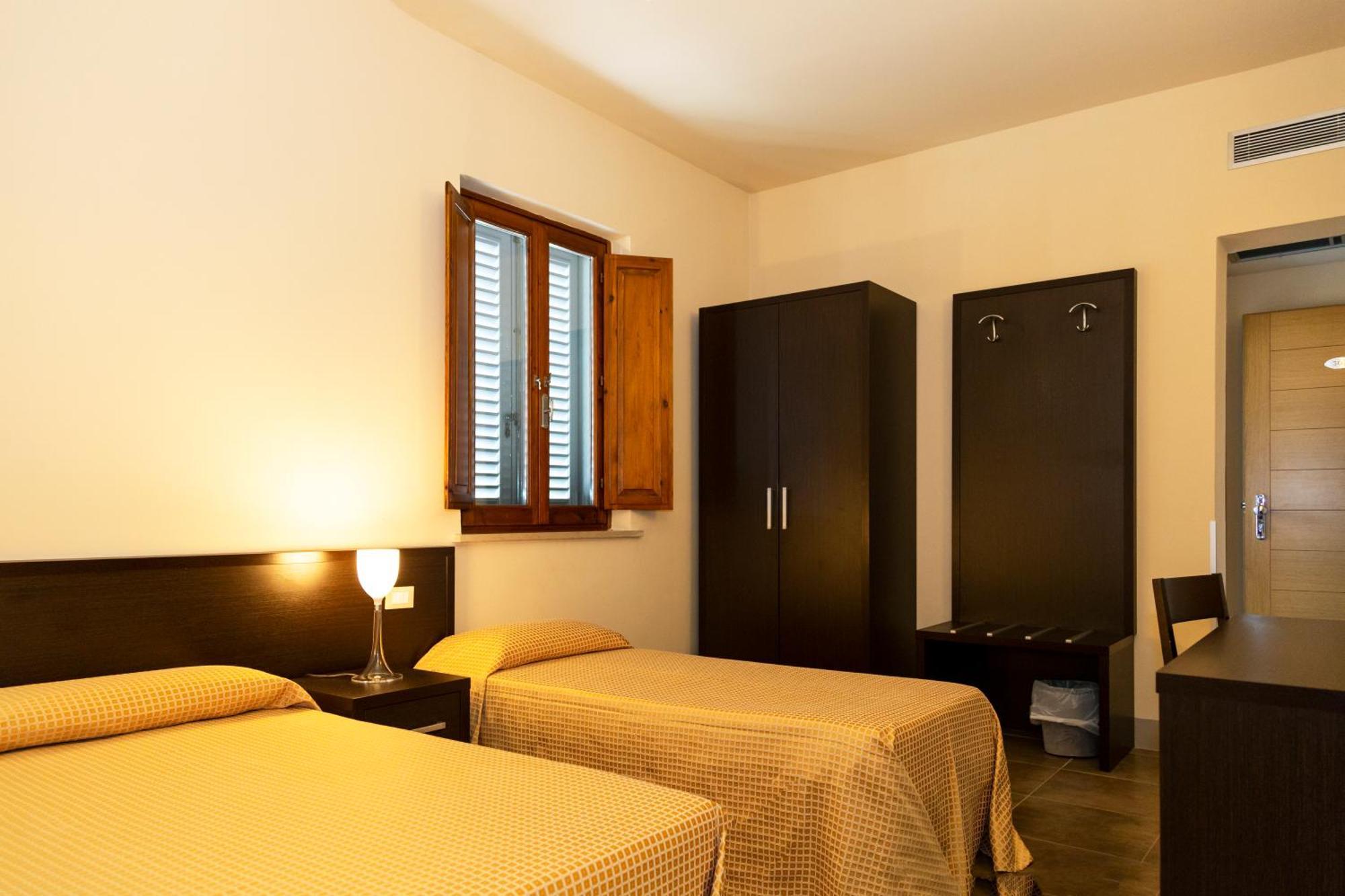 Villa Montarioso Siena Room photo